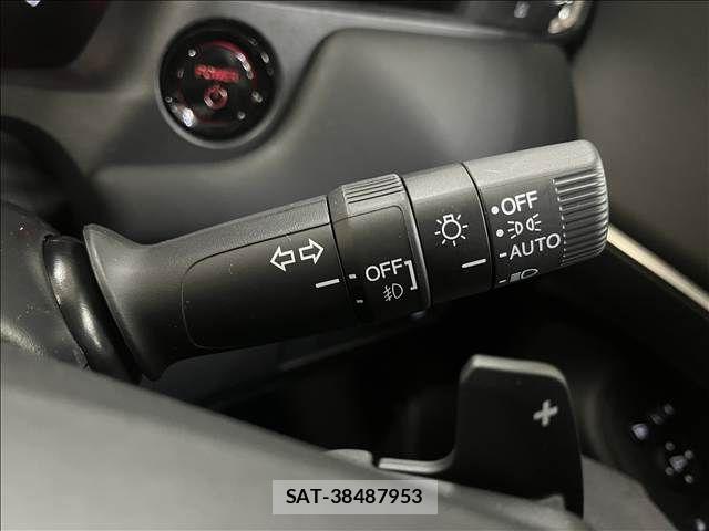 Honda VEZEL 2024-12 8797826-16