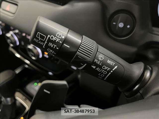 Honda VEZEL 2024-12 8797826-17