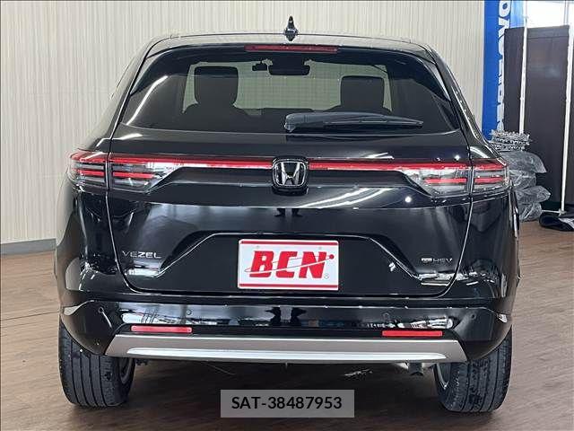 Honda VEZEL 2024-12 8797826-5