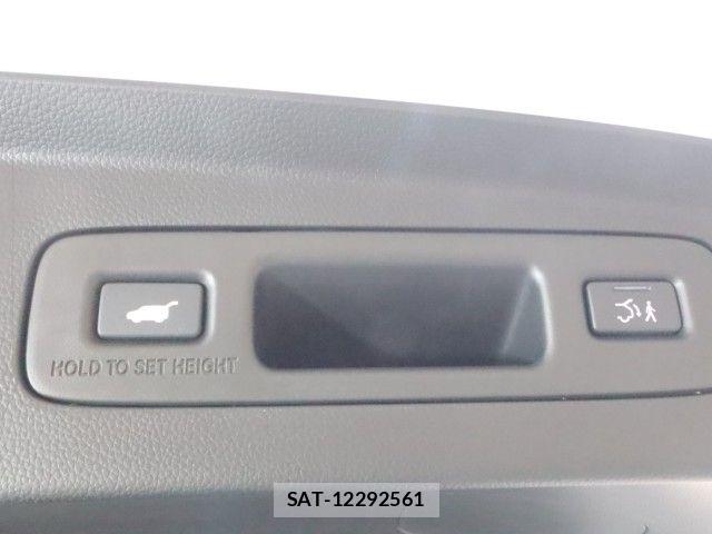 Honda VEZEL 2023-11 8797824-12