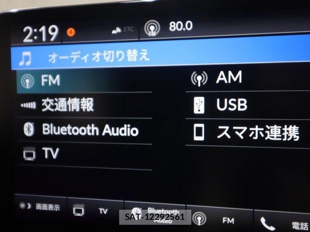 Honda VEZEL 2023-11 8797824-17