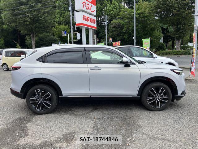 Honda VEZEL 2023-10 8832297-1