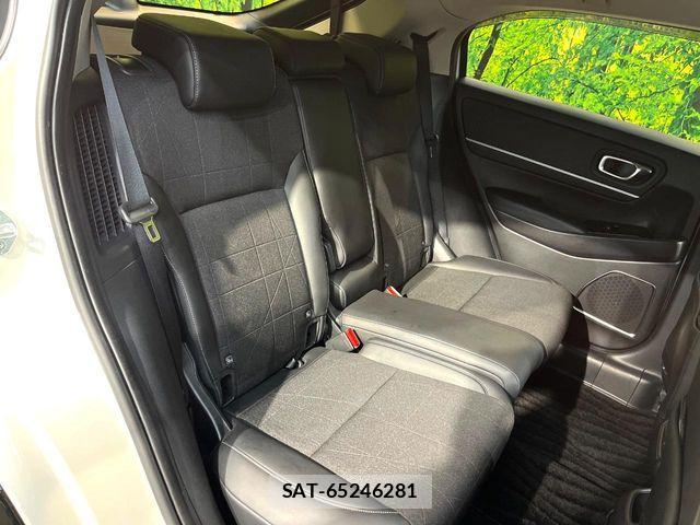 Honda VEZEL 2023-03 8832289-8