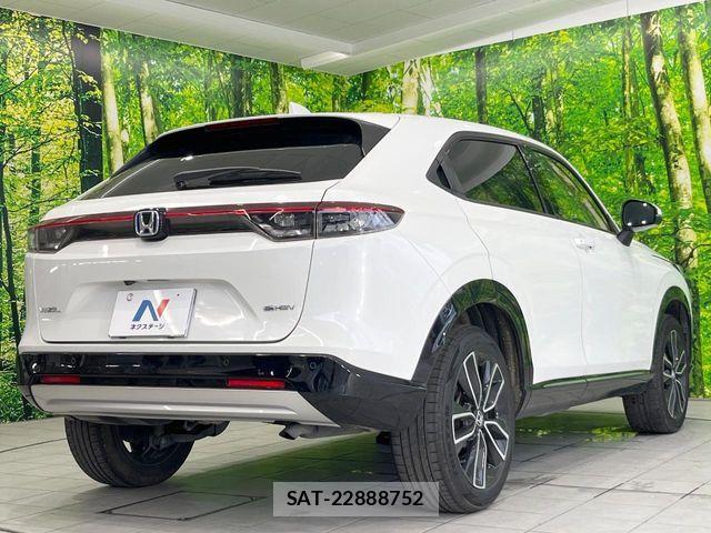 Honda VEZEL 2022-07 8832299-16