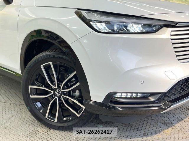 Honda VEZEL 2022-04 8832295-11