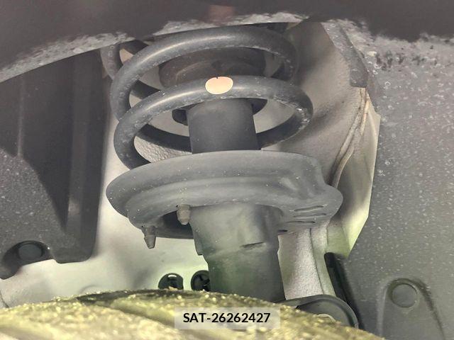 Honda VEZEL 2022-04 8832295-17