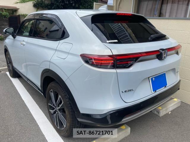 Honda VEZEL 2025-01 8832277-2