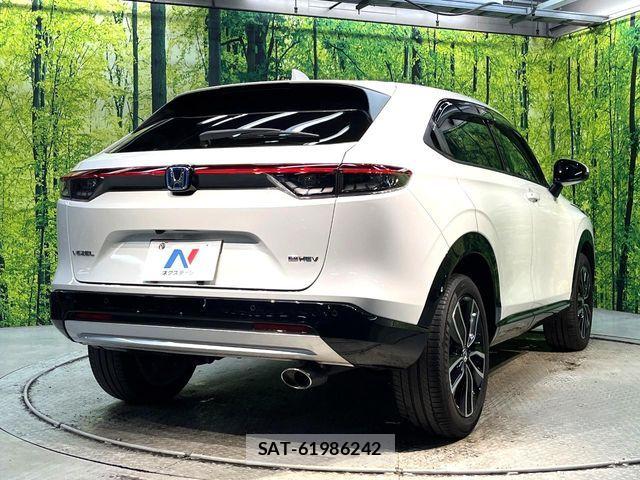 Honda VEZEL 2021-11 8832290-16