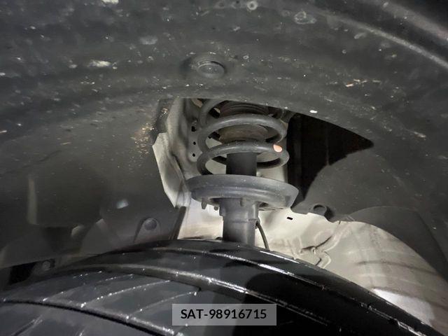Honda VEZEL 2022-10 8832291-18