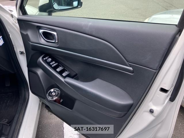 Honda VEZEL 2021-12 8832309-11