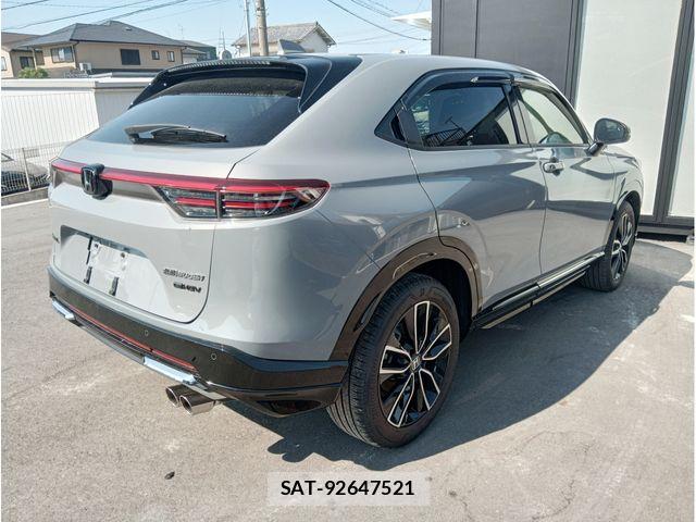 Honda VEZEL 2025-07 8850978-4