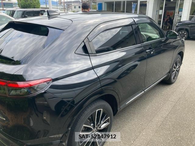 Honda VEZEL 2024-02 8850983-2