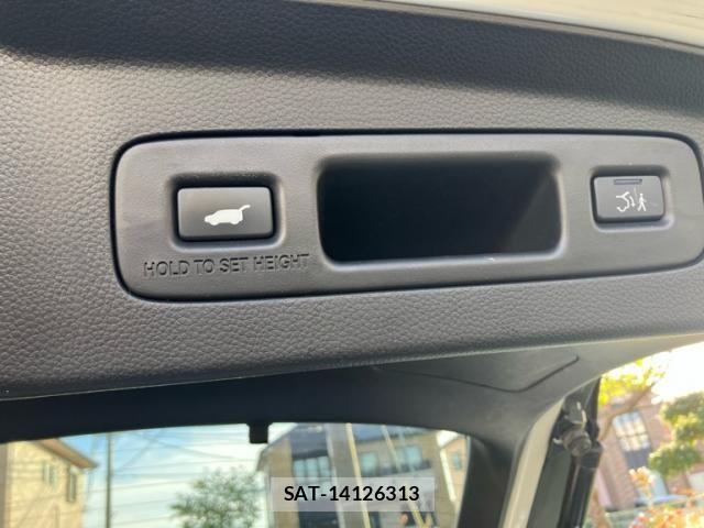 Honda VEZEL 2023-03 8850988-9