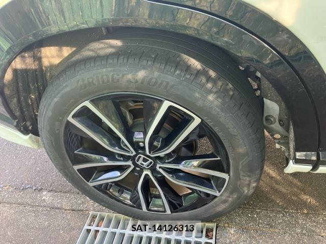 Honda VEZEL 2023-03 8850988-5