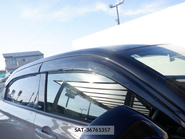 Honda VEZEL 2024-08 8850976-18