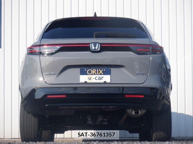 Honda VEZEL 2024-08 8850976-21