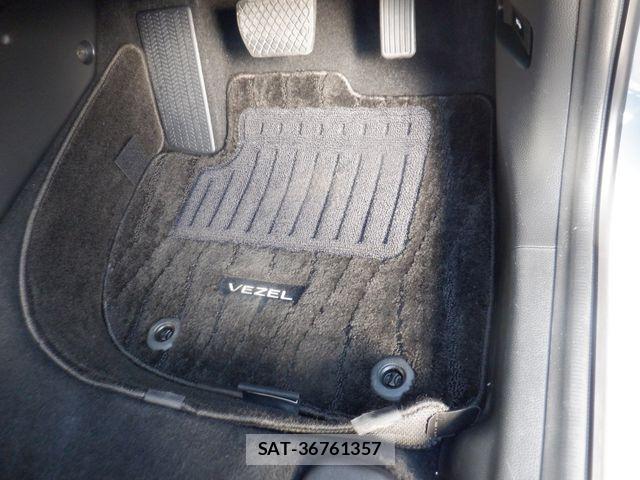 Honda VEZEL 2024-08 8850976-25