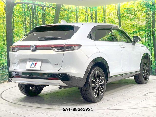 Honda VEZEL 2021-07 8850986-16