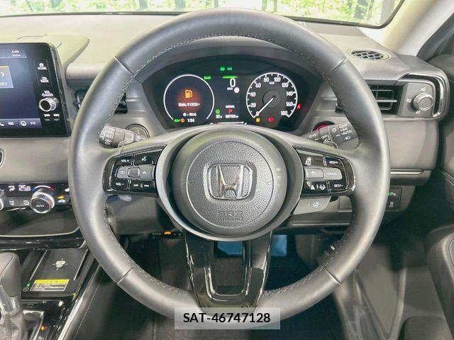 Honda VEZEL 2025-10 8882768-10