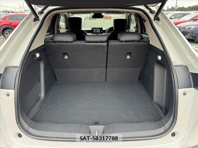 Honda VEZEL 2024-07 8882773-18