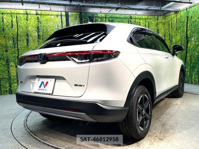 Honda VEZEL 2023-12 8882783-16