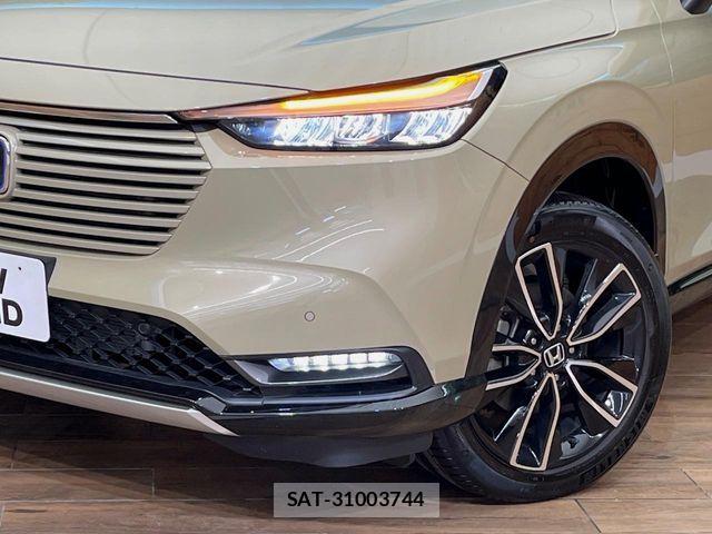 Honda VEZEL 2022-06 8882770-13