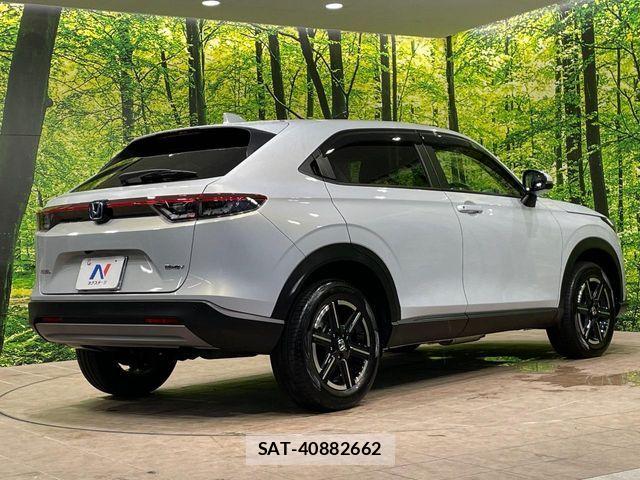 Honda VEZEL 2023-05 8882775-16