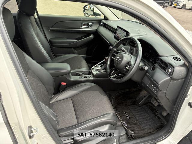 Honda VEZEL 2022-03 8882784-11