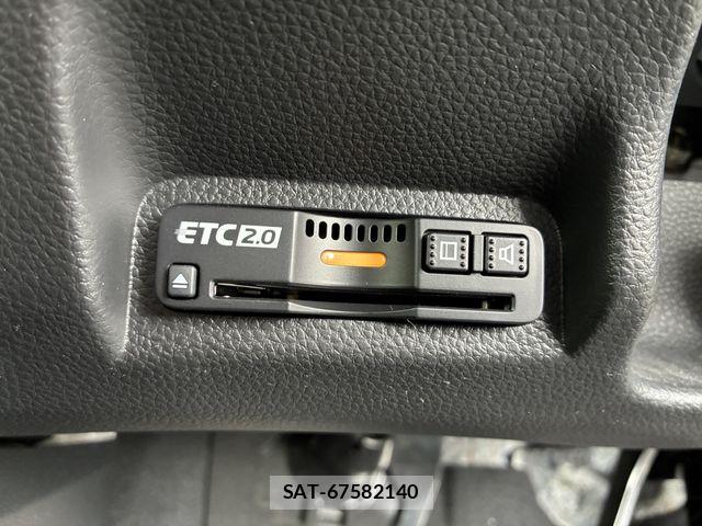 Honda VEZEL 2022-03 8882784-24