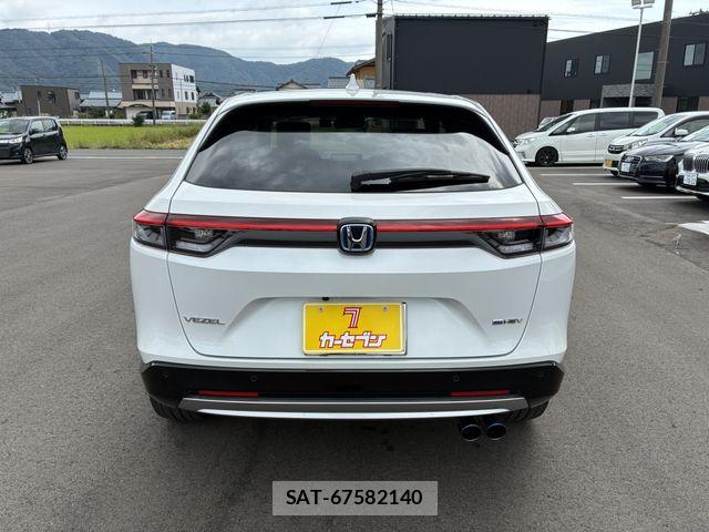 Honda VEZEL 2022-03 8882784-7