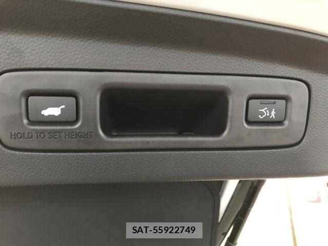 Honda VEZEL 2022-07 8882776-12