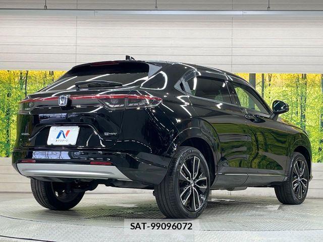 Honda VEZEL 2022-02 8882781-16