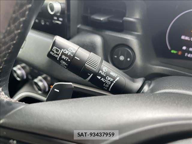 Honda VEZEL 2021-05 8882782-19