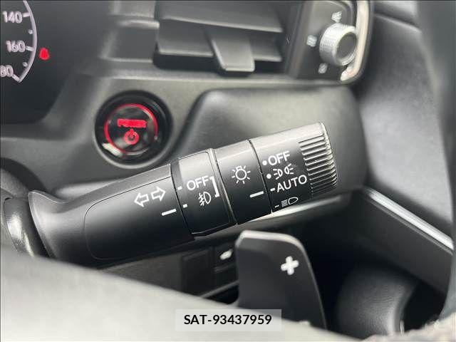 Honda VEZEL 2021-05 8882782-20