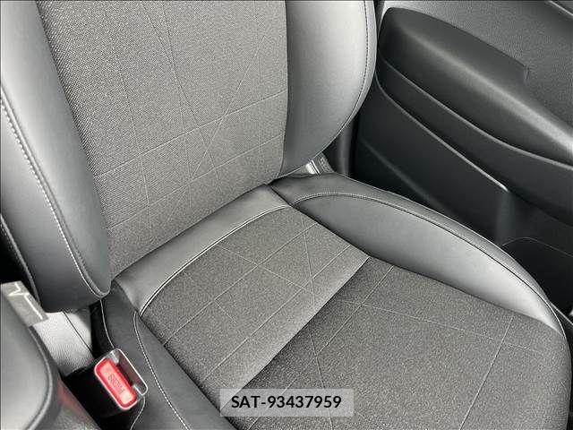Honda VEZEL 2021-05 8882782-28