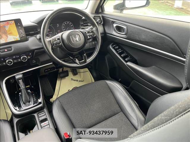 Honda VEZEL 2021-05 8882782-3