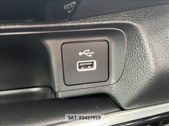 Honda VEZEL 2021-05 8882782-7
