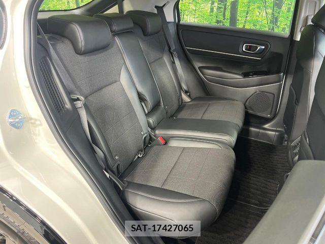 Honda VEZEL 2023-09 8882772-9