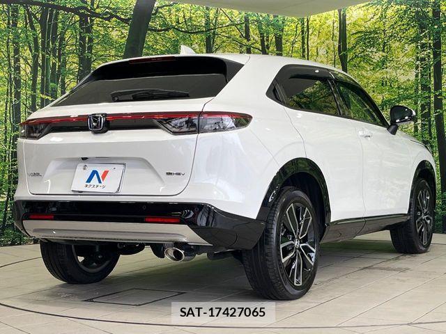 Honda VEZEL 2023-09 8882772-17