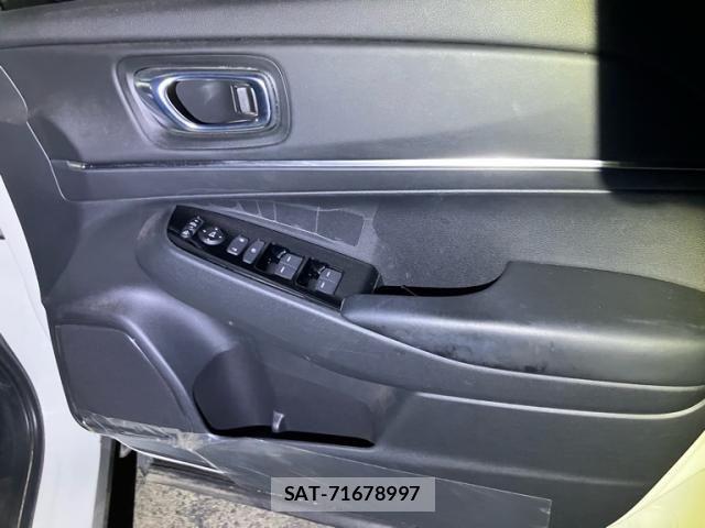 Honda VEZEL 2021-12 8882789-20