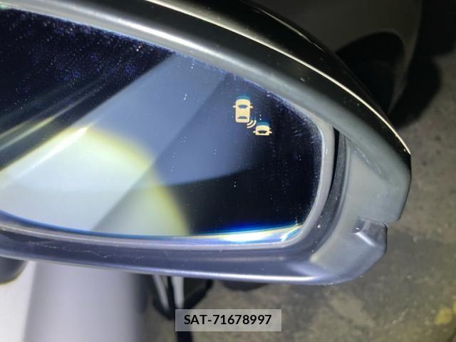 Honda VEZEL 2021-12 8882789-21