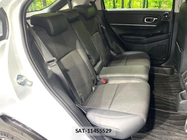 Honda VEZEL 2021-09 8882780-10