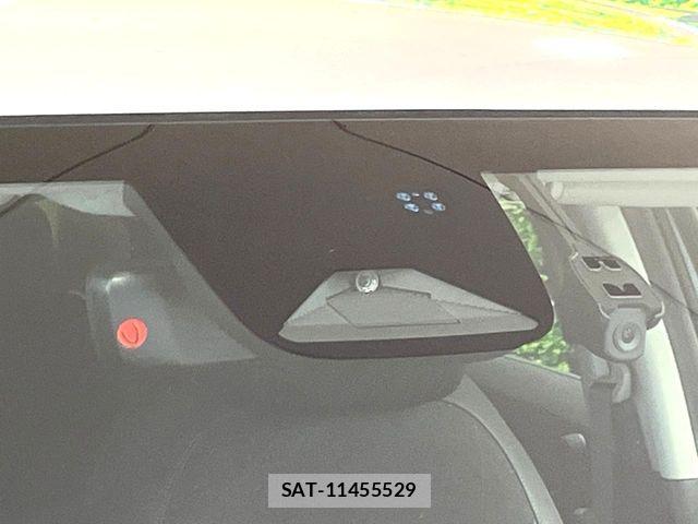 Honda VEZEL 2021-09 8882780-2