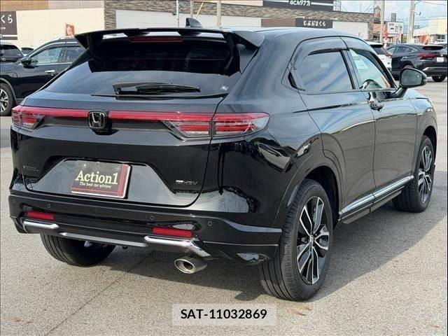 Honda VEZEL 2025-09 8882767-5