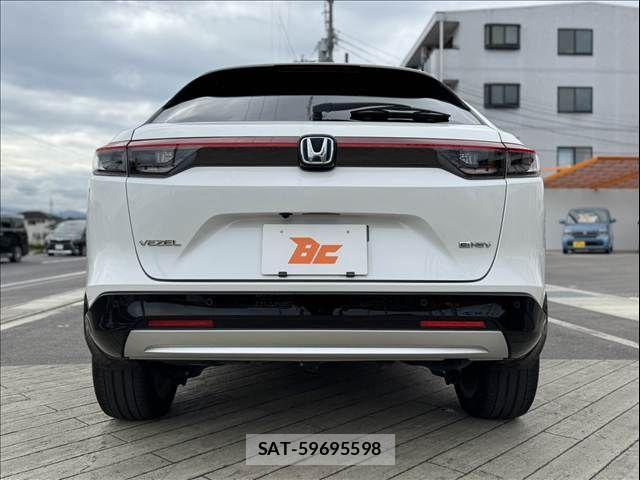 Honda VEZEL 2021-09 8882777-13
