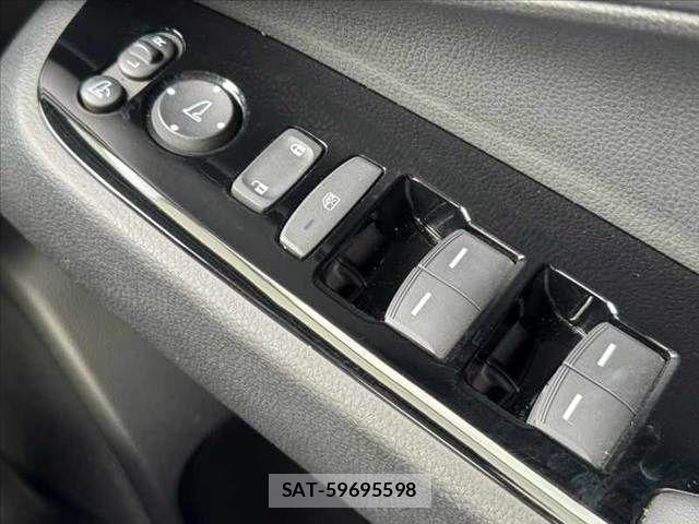 Honda VEZEL 2021-09 8882777-26