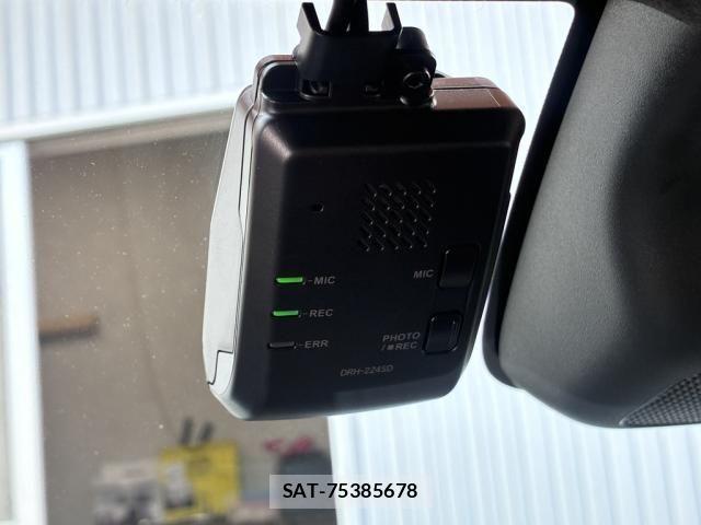 Honda VEZEL 2024-08 8882765-29