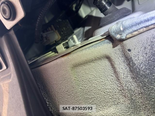 Honda VEZEL 2021-10 8882791-12