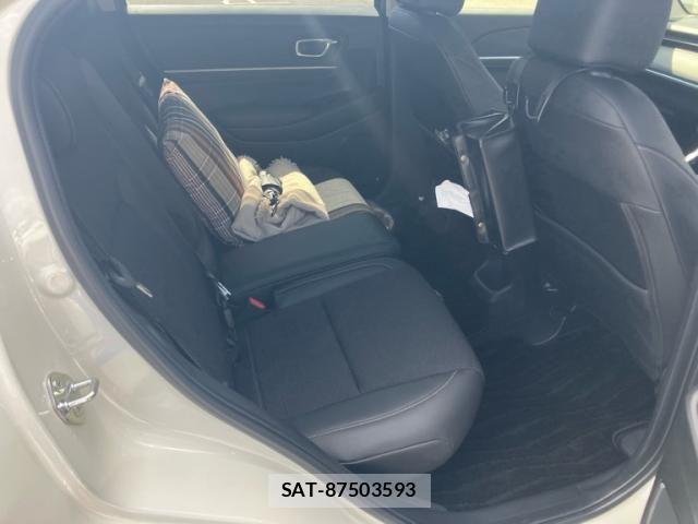 Honda VEZEL 2021-10 8882791-18