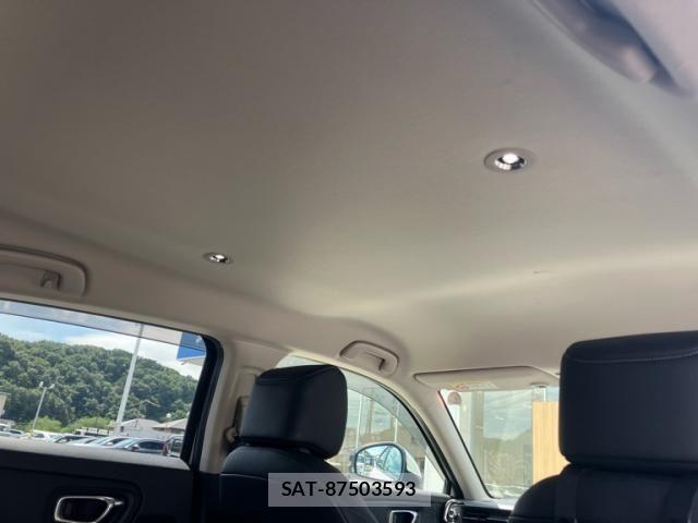 Honda VEZEL 2021-10 8882791-19